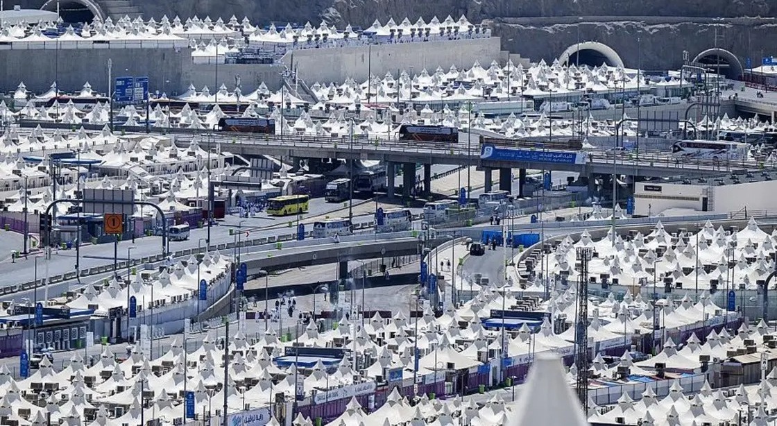 عازمین حج وقوف عرفہ کے لیے میدان عرفات  روانہ