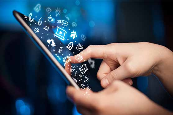 موبائل فون کی لت، 13 سالہ لڑکی نے  گھر والوں کو قتل کرنے کی سازش کرنا شروع کر دیں