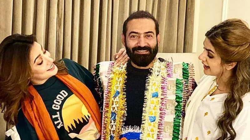 ندیم بیگ نے مہوش حیات کے ساتھ پنجابی فلم کا اعلان کر دیا