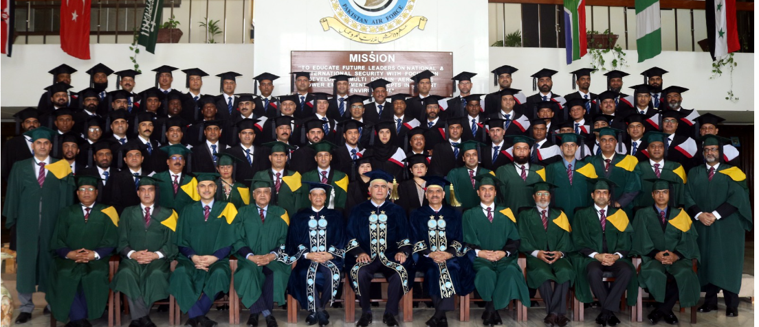 پی اے ایف ایئروارکالج انسٹی ٹیوٹ میں 36 ویں ایئروار کورس کی گریجویشن تقریب
