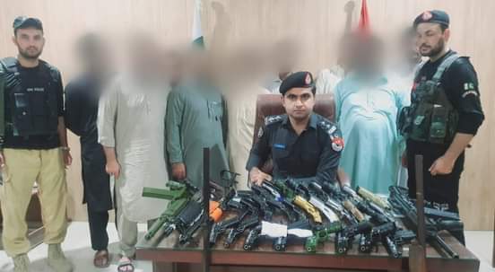 پشاور میں سرچ اینڈ سٹرائیک آپریشن ،10 ملزمان گرفتار