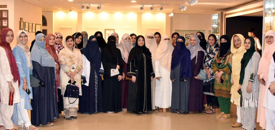 وراثت میں خواتین کا حصہ، خواتین کی تعلیم تک رسائی اہم چیلنجز