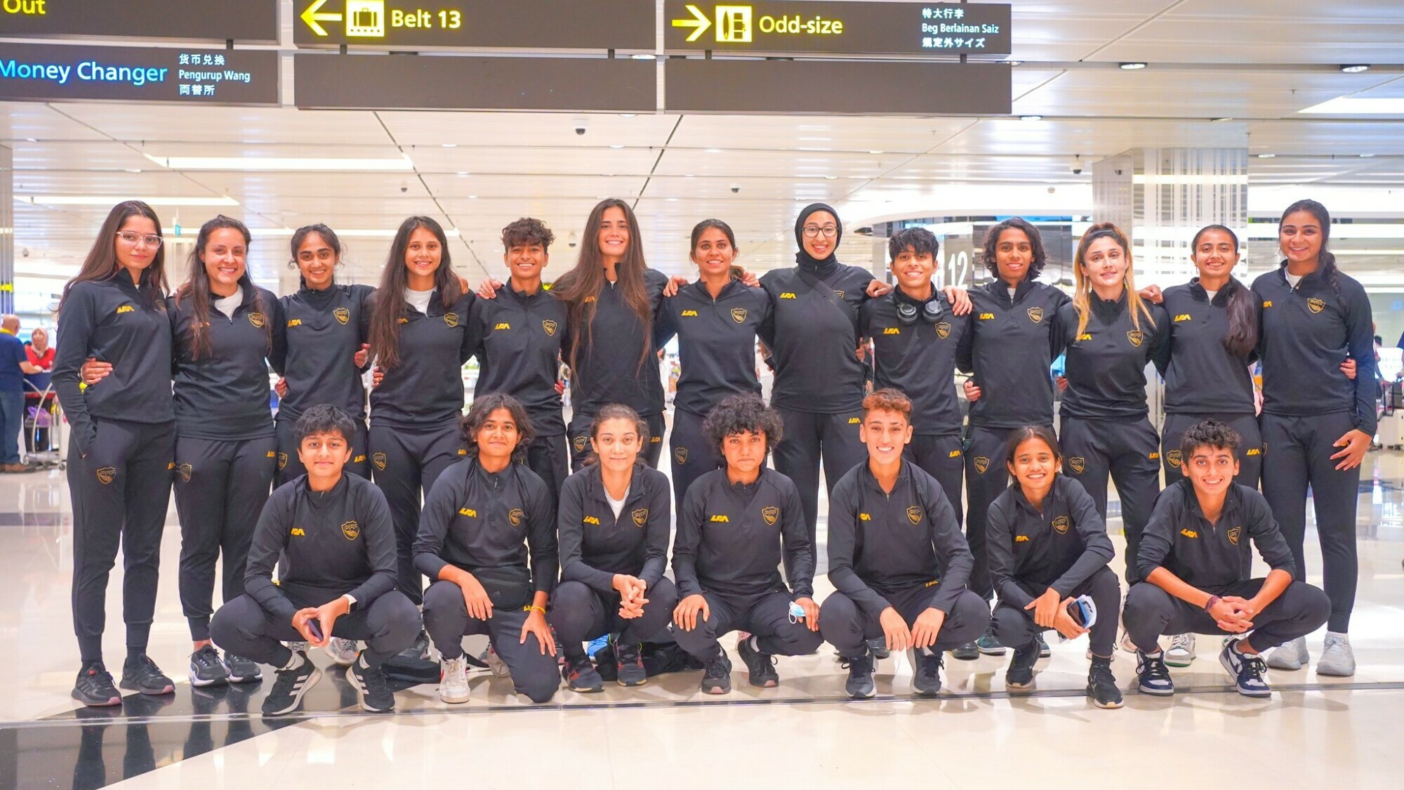 پاکستان ویمن فٹبال ٹیم انٹرنیشنل فیفا فرینڈلی میچ کھیلنے کے لیے سنگاپور پہنچ گئی