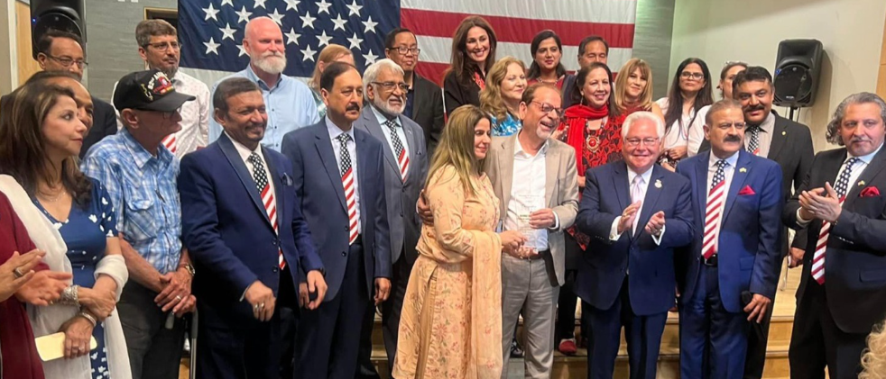 آرٹس کونسل آف پاکستان کے صدر کو ملا امریکا میں بین الاقوامی کلچرل ایوارڈ