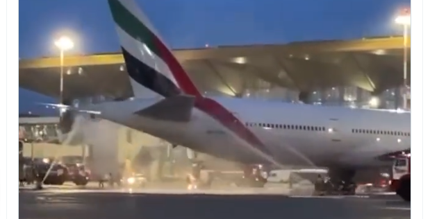  لاہور سے دبئی جانے والی پرواز آدھے راستے سے واپس
