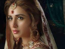 بول میں زینب کا کردار حمائمہ ملک کو میں‌ نے دلوایا ایمان علی