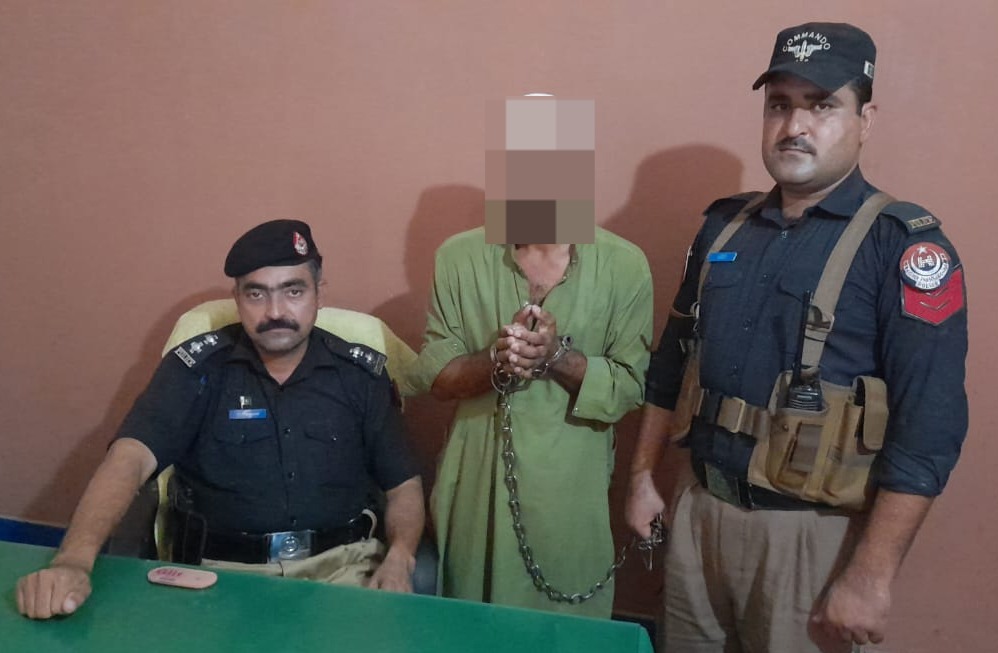 مردان پولیس کی کاروائی،10 سال سے روپوش اشتہاری مجرم گرفتار