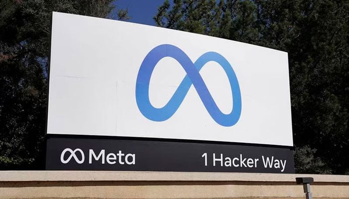 والدین کو بچوں کے اے آئی چیٹ بوٹس تک رسائی حاصل ہوگی،میٹا کا اعلان