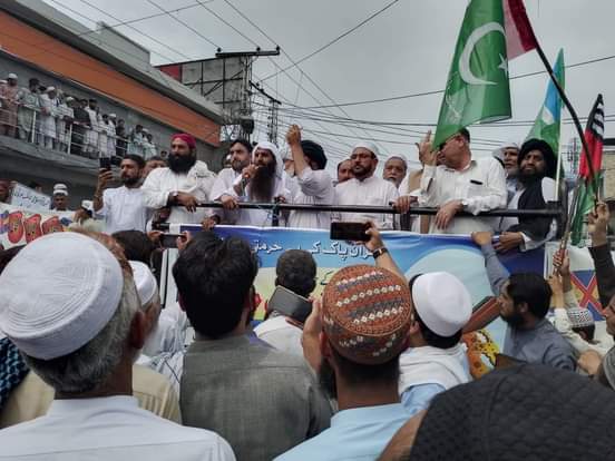 مردان، سویڈن  میں قران کے بے حر متی کے خلاف احتجاجی مظاہرہ