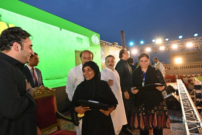 بلاول بھٹو کا سیلاب متاثرین کو 20 لاکھ گھر بنا کر دینے کا اعلان