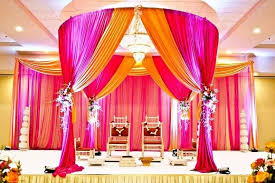 شادیوں میں خواجہ سراؤں اور فنکاروں کو دعوت دینے والوں کی نکاح نہ پڑھانے کا فیصلہ