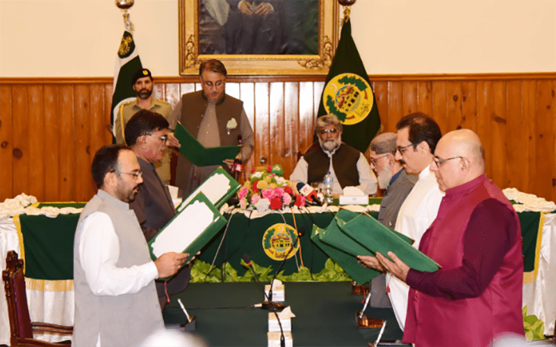 بلوچستان؛ نگران کابینہ نے حلف اٹھا لیا