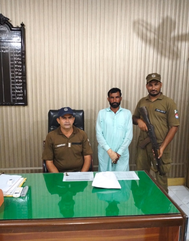 ریکارڈ یافتہ منشیات فروش منشیات سمیت گرفتار