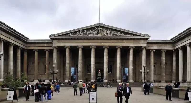 برٹش میوزیم سے قیمتی نوادرات چوری، عملے کا ایک رکن برطرف