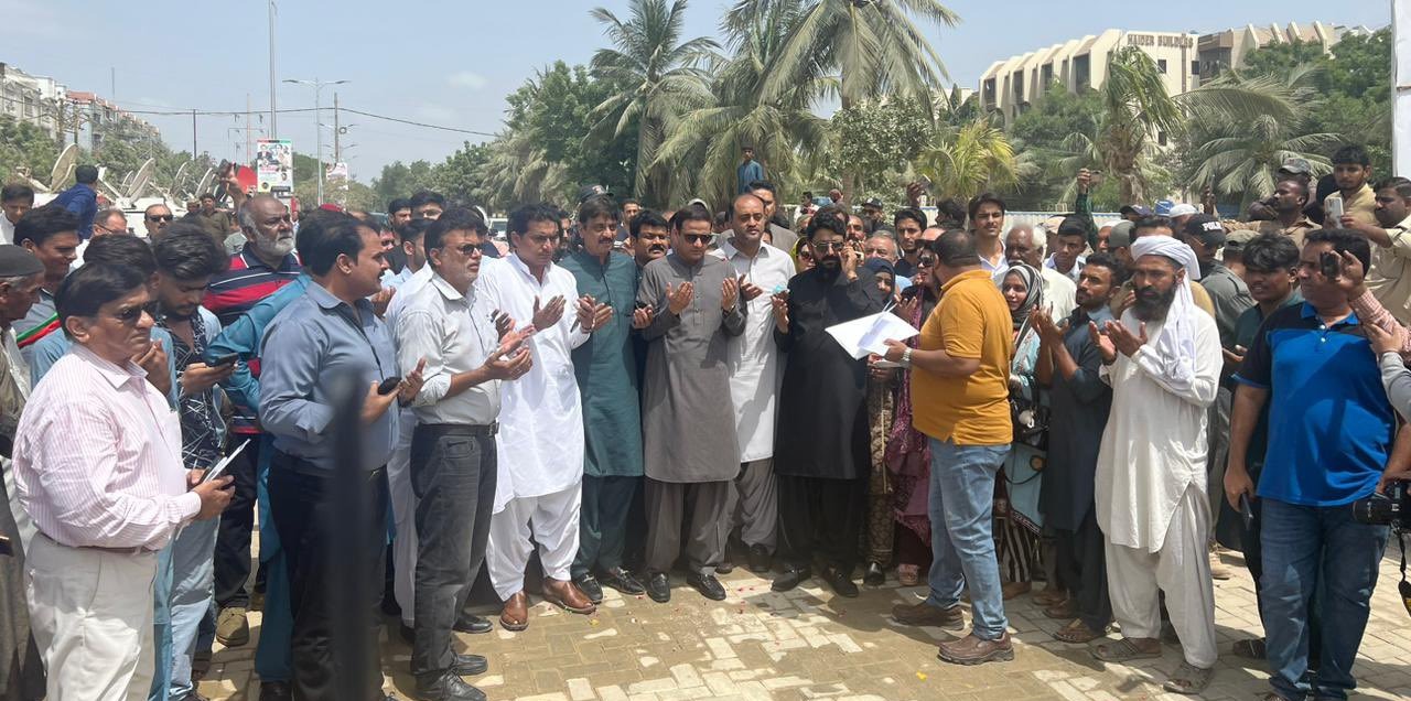 میئرکراچی نے گلستان جوہر میں انڈر بائی پاس کا افتتاح کردیا