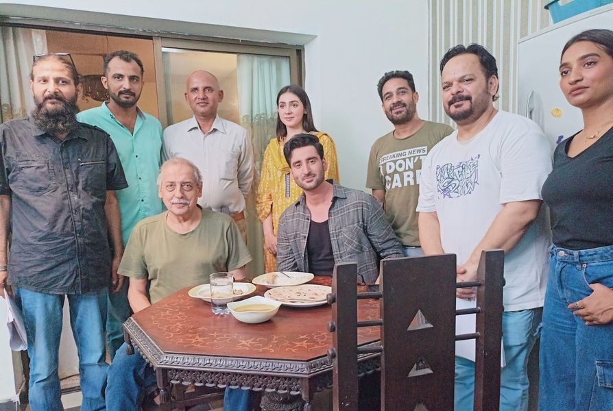 لانگ پلے”شاد باد منزل مراد” کی ریکارڈنگ لاہور میں جاری