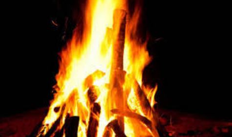 کراچی سے لاہور جانےوالی پرواز میں آگ بھڑک اٹھی