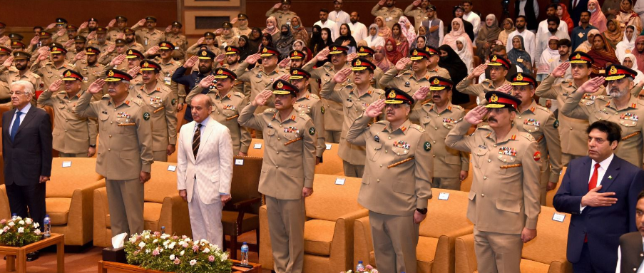 پاکستان کی ترقی کا جامع پلان وجود میں آچکا،آرمی چیف کا شکر گزار ہوں،وزیراعظم