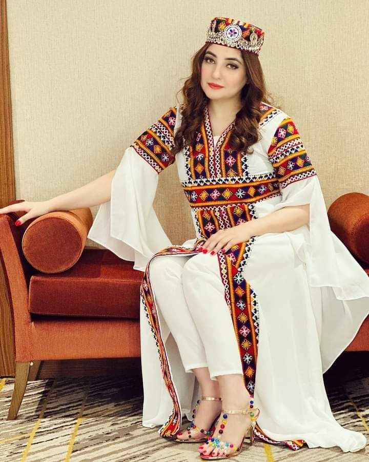 Gul Panra