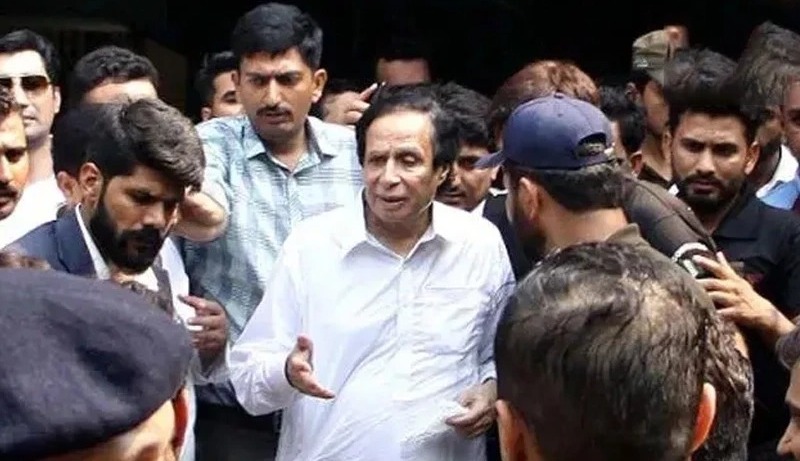 منی لانڈرنگ کیس: پرویز الٰہی کی حاضری معافی منظور، تفتیشی افسر معطل