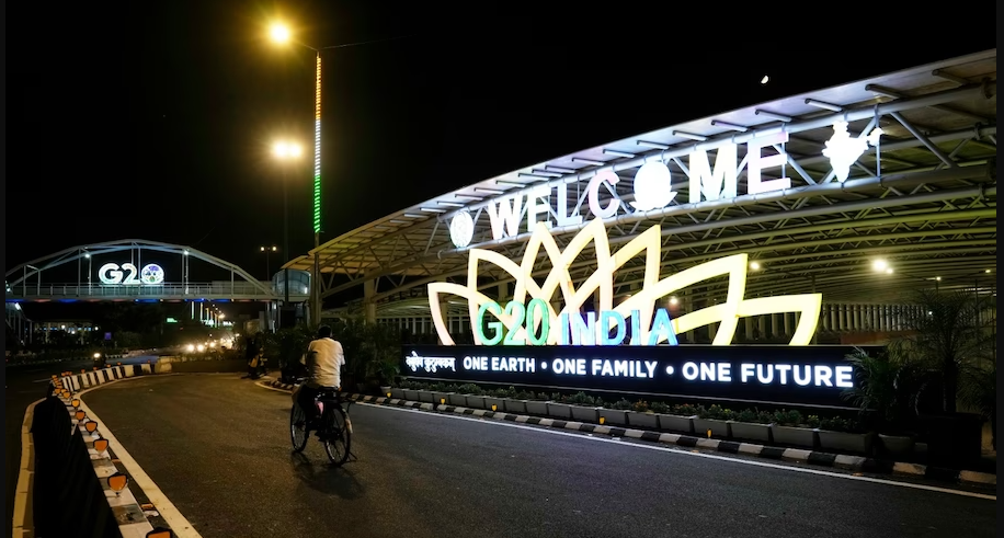 دہلی ایئر پورٹ کو سجایا گیا ہے