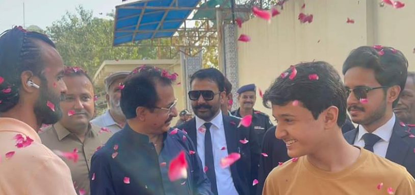 پہلے کہتے تھے کیوں نکالا، اب کہیں گے مجھے کیوں بلایا،حلیم عادل شیخ