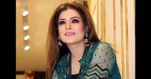 اپنے ہاتھ سے کھانا بنا کر تقسیم کرکے خوشی ہوتی ہے ریشم