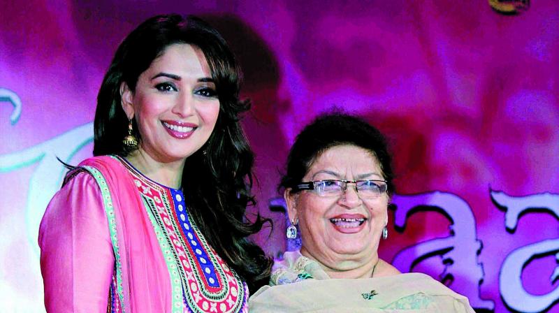 saroj khan and madhuri dixit