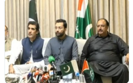 عمران خان نے پرتشدد  مزاحمت کا راستہ اختیار کیا.  فرخ حبیب