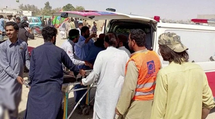 مستونگ دھماکہ:سہولت کاری کے شبے میں 8 افراد کو حراست میں لے لیا