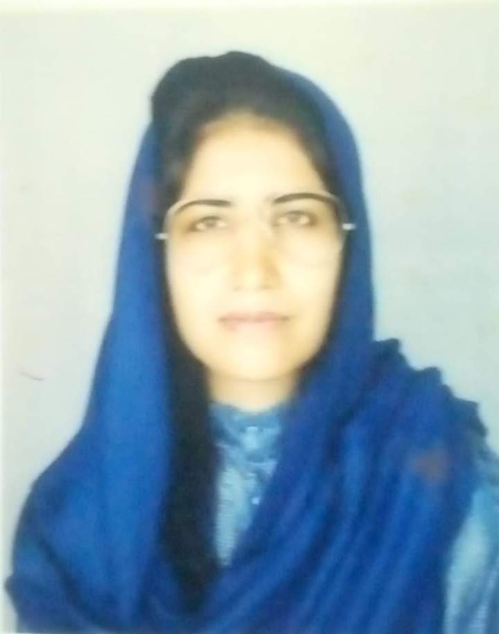 ” ون لائن” کی پہلی خاتون لکھاری مسرت ناز