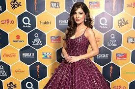 دن میں تین بار کھانا نہیں کھاتی عائشہ عمر