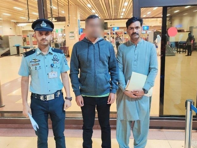 سنگین جرائم میں مطلوب ملزم کو فرانس فرار ہونے سے قبل ایئرپورٹ سے گرفتار