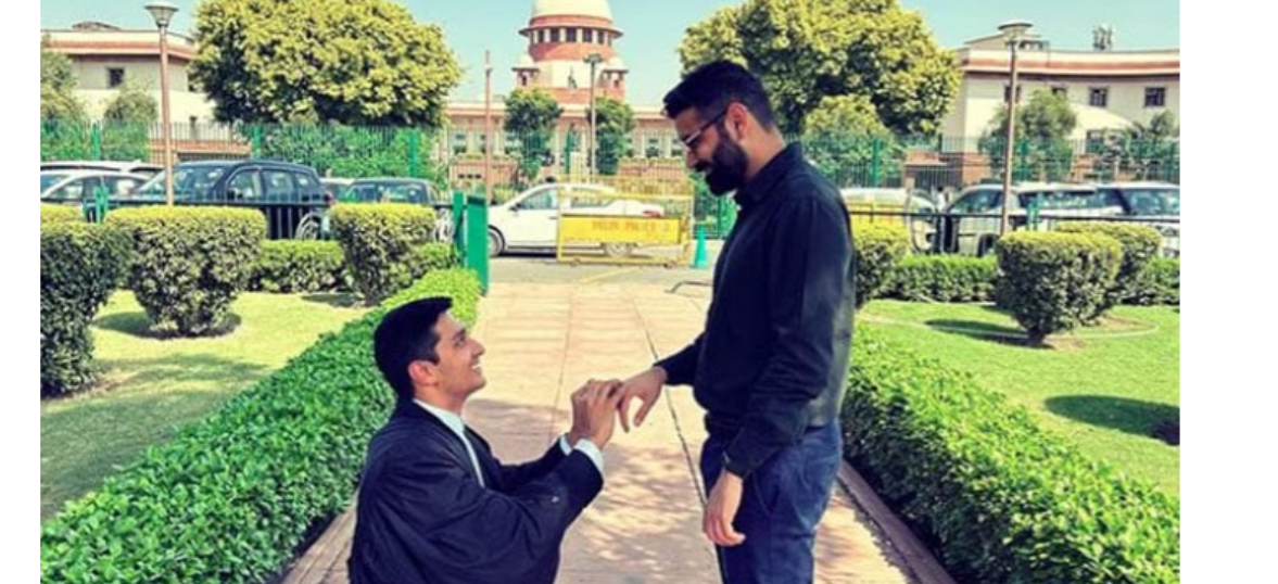 بھارتی سپریم کورٹ کے سامنے ہم جنس پرست جوڑے کی منگنی