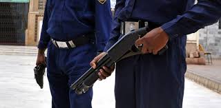 سیکیورٹی گارڈ سے گولی چل گئی،5 افراد زخمی