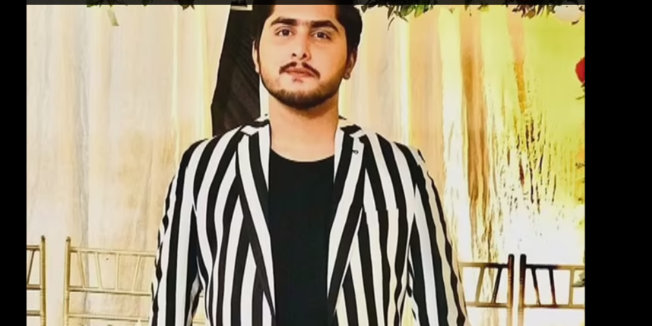 لاہور کا احمدکال سنٹر کے ذریعے برطانوی شہریوں کو لوٹنے لگا