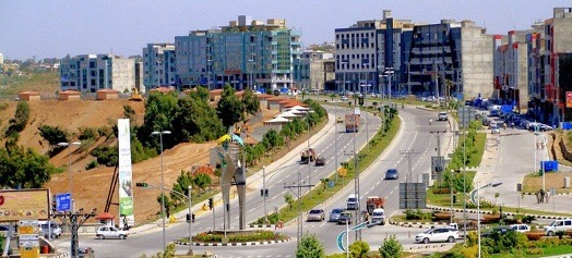 عدالتی احکامات پر جامشورو میں بحریہ ٹاؤن کی غیر قانونی تعمیرات مسمار