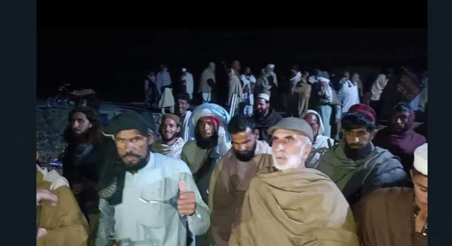 لکی مروت،دہشتگردوں کا تھانے پر حملہ،اہل علاقہ بھی پولیس کی مدد کو جا پہنچے