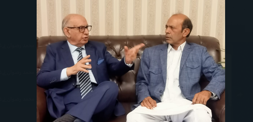 پارٹی منشور میں مشکلات اور انکے حل کا فارمولا پیش کیا جائیگا،عرفان صدیقی