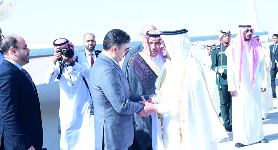 او آئی سی اجلاس،پاکستانی وزیراعظم سعودی عرب پہنچ گئے