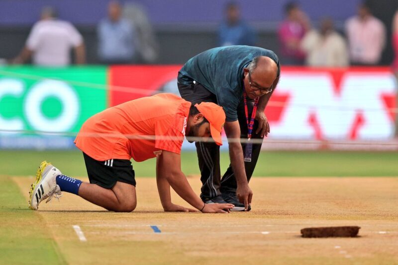 ورلڈ کپ سیمی فائنل:بھارتی بورڈ نے آئی سی سی کی اجازت کے بغیر  پچ تبدیل کردی