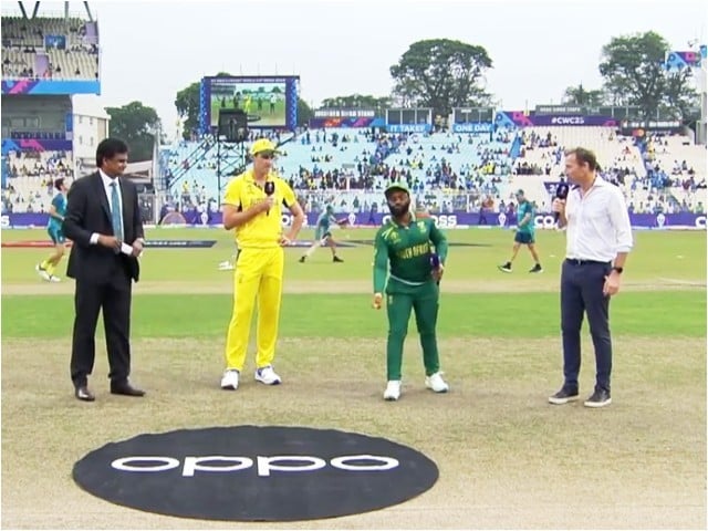 ورلڈ‌کپ:بارش کے بعد میچ دوبارہ شروع ،جنوبی افریقا  کے 4 کھلاڑی آؤٹ