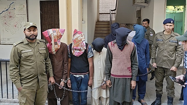 سیالکوٹ:ڈکیت گینگ سرغنہ و دیگرمقدمات میں مطلوب 7 ملزمان گرفتار