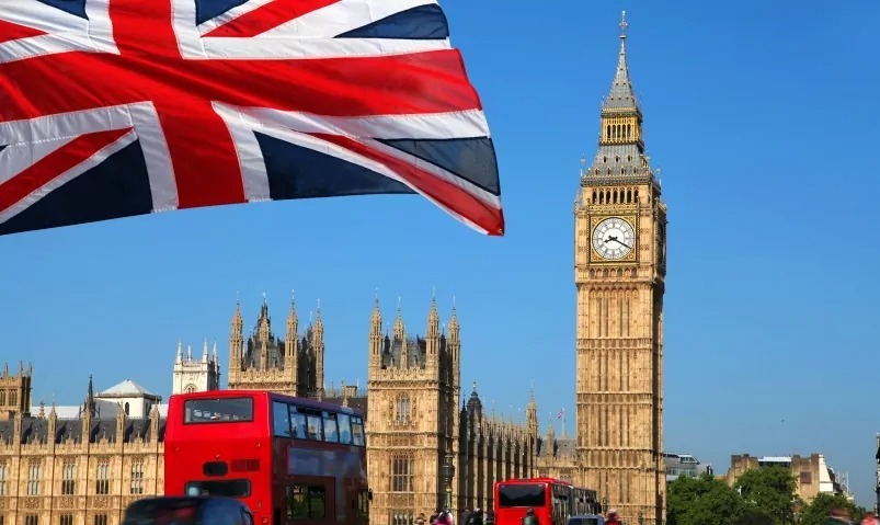 برطانیہ کی متعدد اسلامی ممالک کے شہریوں کو بغیر ویزا داخلے کی اجازت