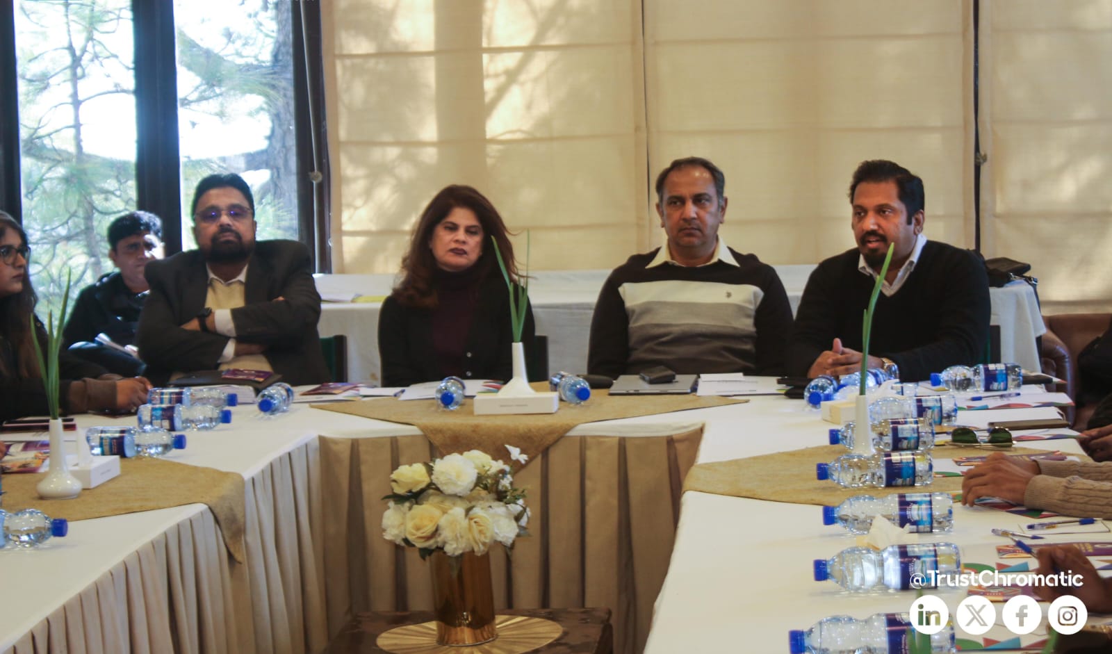 ماہرین صحت اور سماجی کارکنوں کا ماڈرن تمباکو مصنوعات پر پابندی کا مطالبہ