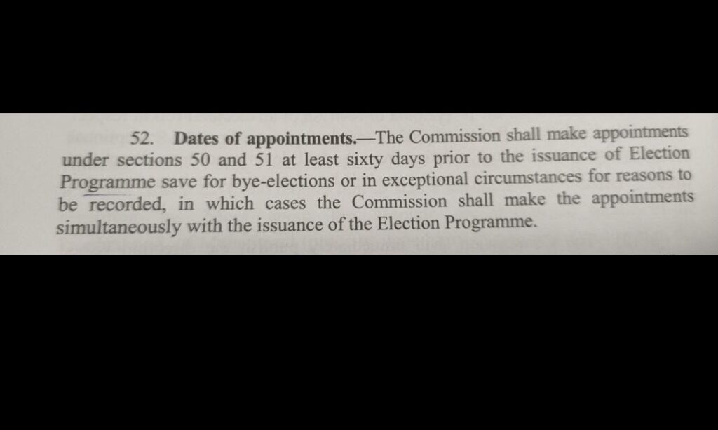 الیکشن ایکٹ 2017 کی شق 52 آر اوز اور ڈی آر اوز کی تعیناتی سے متعلق ہے