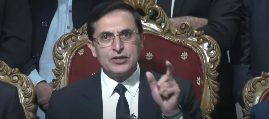 کیا تیسری قوتوں کو آنے کی اجازت دی جارہی ہے؟ بیرسٹر گوہر علی خان