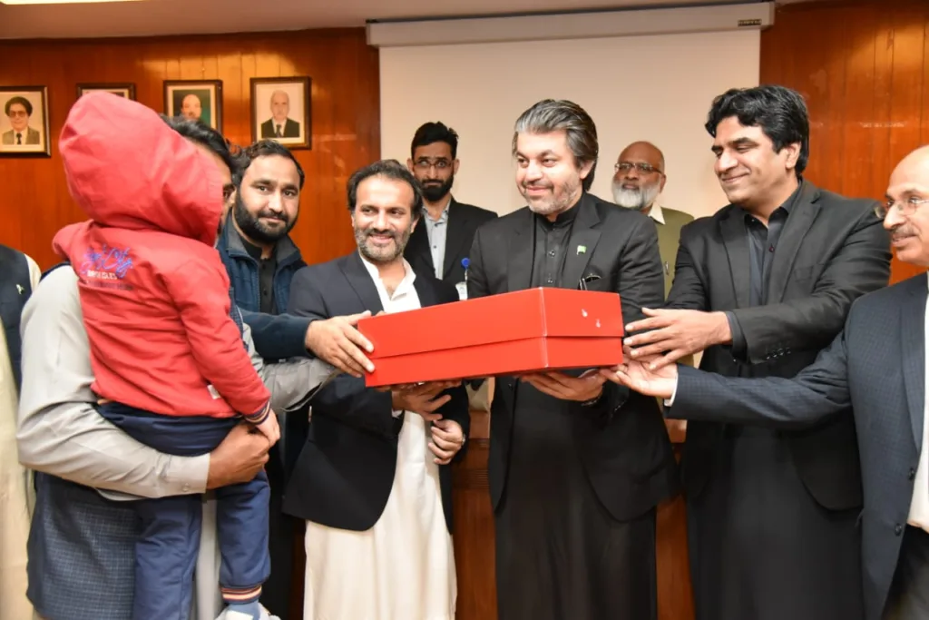  cochlear implants of two children