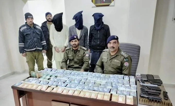 جرائم پیشہ عناصر کے خلاف کاروائی،ڈکیت معہ مال مسروقہ گرفتارروقہ گ