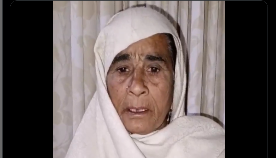 بیٹی نے گھر پر قبضہ کر کے بیوہ ماں‌کو نکال دیا،بیوہ خاتون کا تحفظ کا مطالبہ